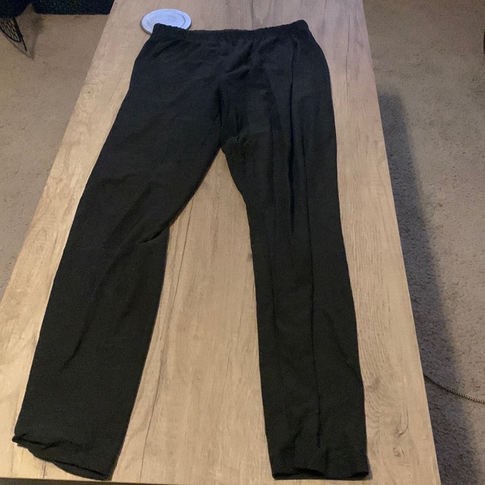 Black leggings